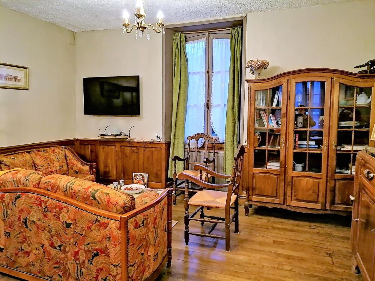 La Petite Maison Des Artiste Villa Saint-Sulpice-les-Feuilles Bagian luar foto